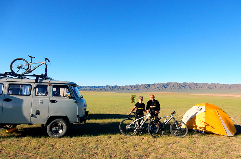 Camping in Mongolian Gobi